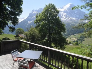 Outdoor dining - Tournelle 8 Bett Wohnung by Interhome (Grindelwald)