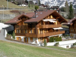 Exterior - Chalet Chamonix by Interhome (Grindelwald)
