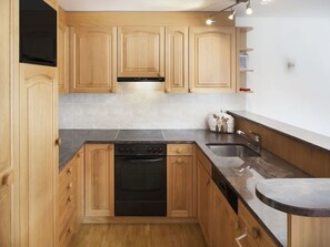 Fridge, microwave, oven, dishwasher - Chalet Steinbillen by Interhome (Grindelwald)