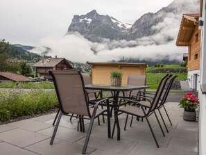 Outdoor dining - Chalet Friedrich by Interhome (Grindelwald)