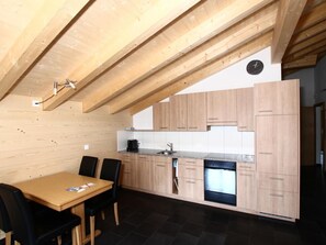 Fridge, microwave, oven, dishwasher - Wohnung West by Interhome (Grindelwald)