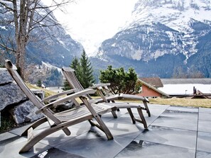 Terrace/patio - Apartment Fortuna 3.5 by Interhome (Grindelwald)