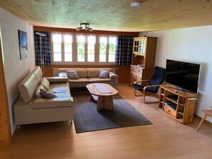 TV, DVD player - Chalet Herrschaft 4 Bett Wohnung by Interhome (Grindelwald)