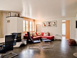TV, fireplace - Apartment Atlanta by Interhome (Grindelwald)