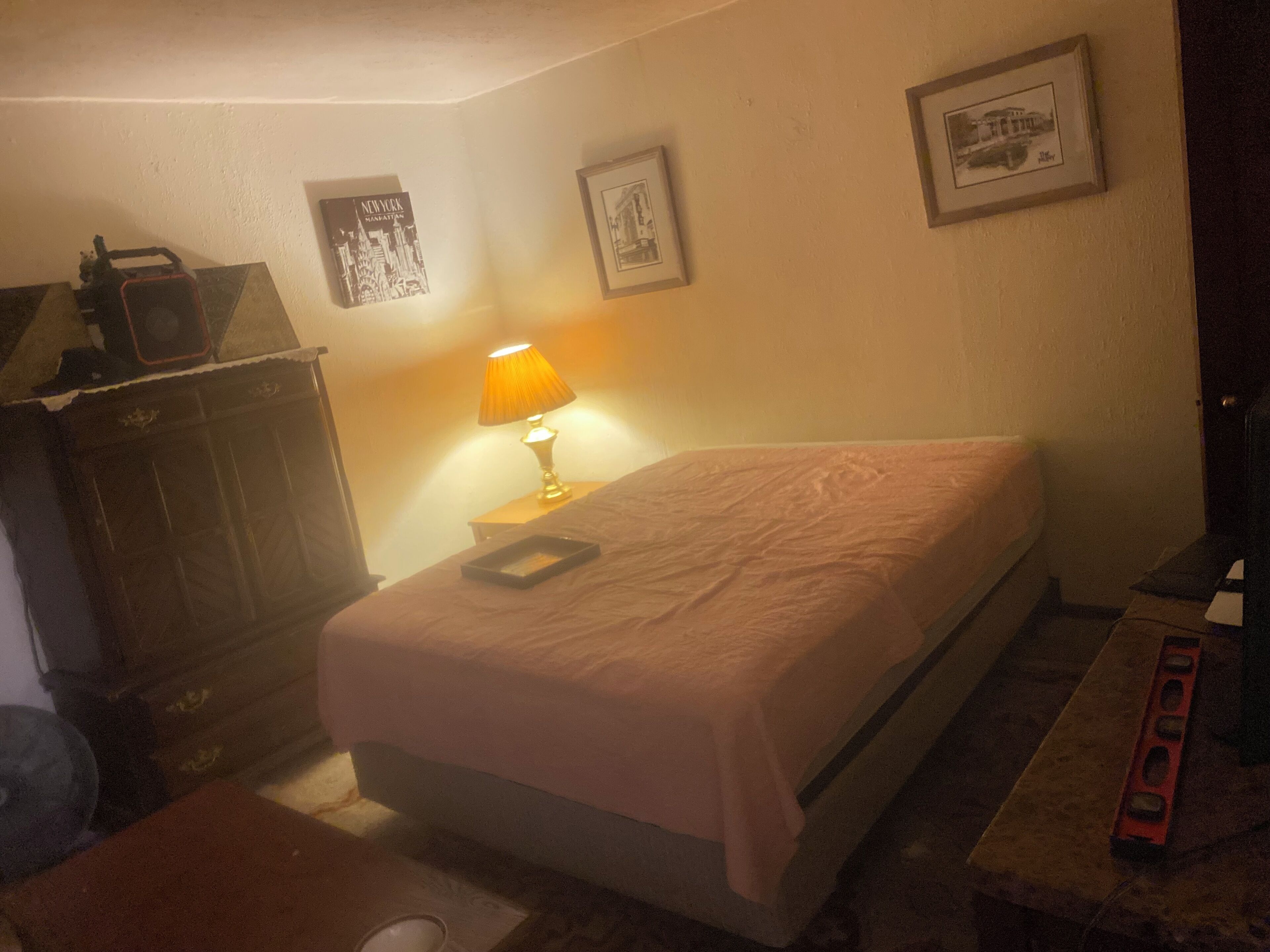 Internet, bed sheets