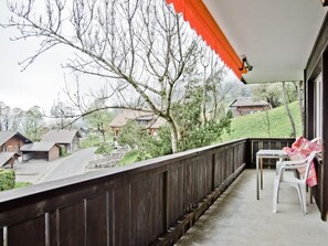 Outdoor dining - Apartment Schönegg by Interhome (Grindelwald)