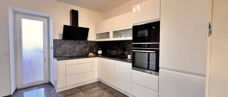 Fridge, microwave, oven, dishwasher