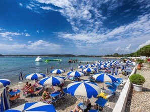 Beach - Ferienvilla "Posesi Dujak" by Interhome (Medulin)