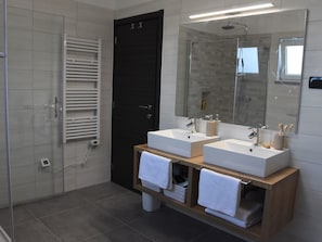 Towels - Ferienvilla "Luxury Villa Tara" mit beheiztem Pool by Interhome (Medulin)