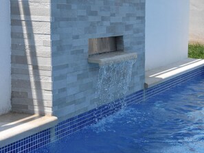 A heated pool - Ferienvilla "Luxury Villa Tara" mit beheiztem Pool by Interhome (Medulin)