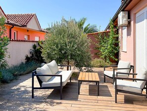 Terrace/patio - in Medulin mit Privatem Pool by Interhome (Medulin)