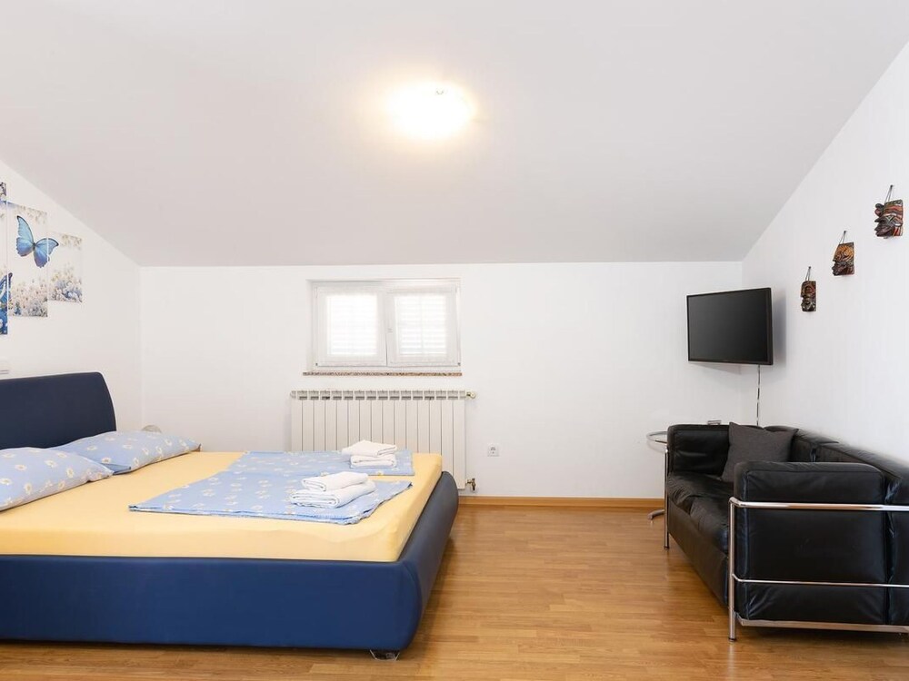 Studio Apartment F r 2 Personen By Interhome Medulin Vrbo studio-apartment-f-r-2-personen-by-interhome-medulin-vrbo