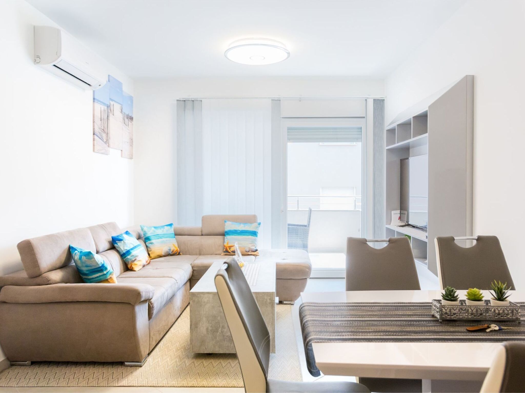 リビング エリア