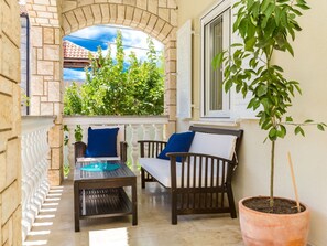 Terrace/patio - Tia, Wohnung mit Pool by Interhome (Medulin)