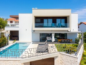 Pool - Ferienvilla "Villa Suenos" mit privatem Pool by Interhome (Medulin)