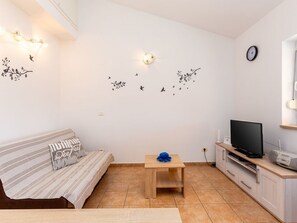 Living area - für 4 Personen ca. 40 m² in Medulin, Istrien (Medulin und Umgebung) by Interhome (Medulin)