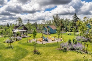 Property grounds - Reunion Cottages, 5 minutes walking to beach entrance & Stanhope Golf Course. (Stanhope)