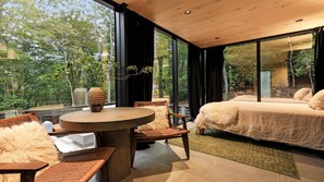 Interior - Whispering Oaks - A Unique Mirror House (Graham)