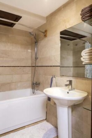 Towels - Wohnung mit Dachterrasse by Interhome (Casablanca)