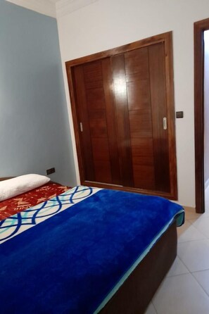 2 bedrooms, Internet