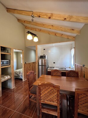 Private kitchen - Cabañas Las Pataguas - Coñaripe (Coñaripe)