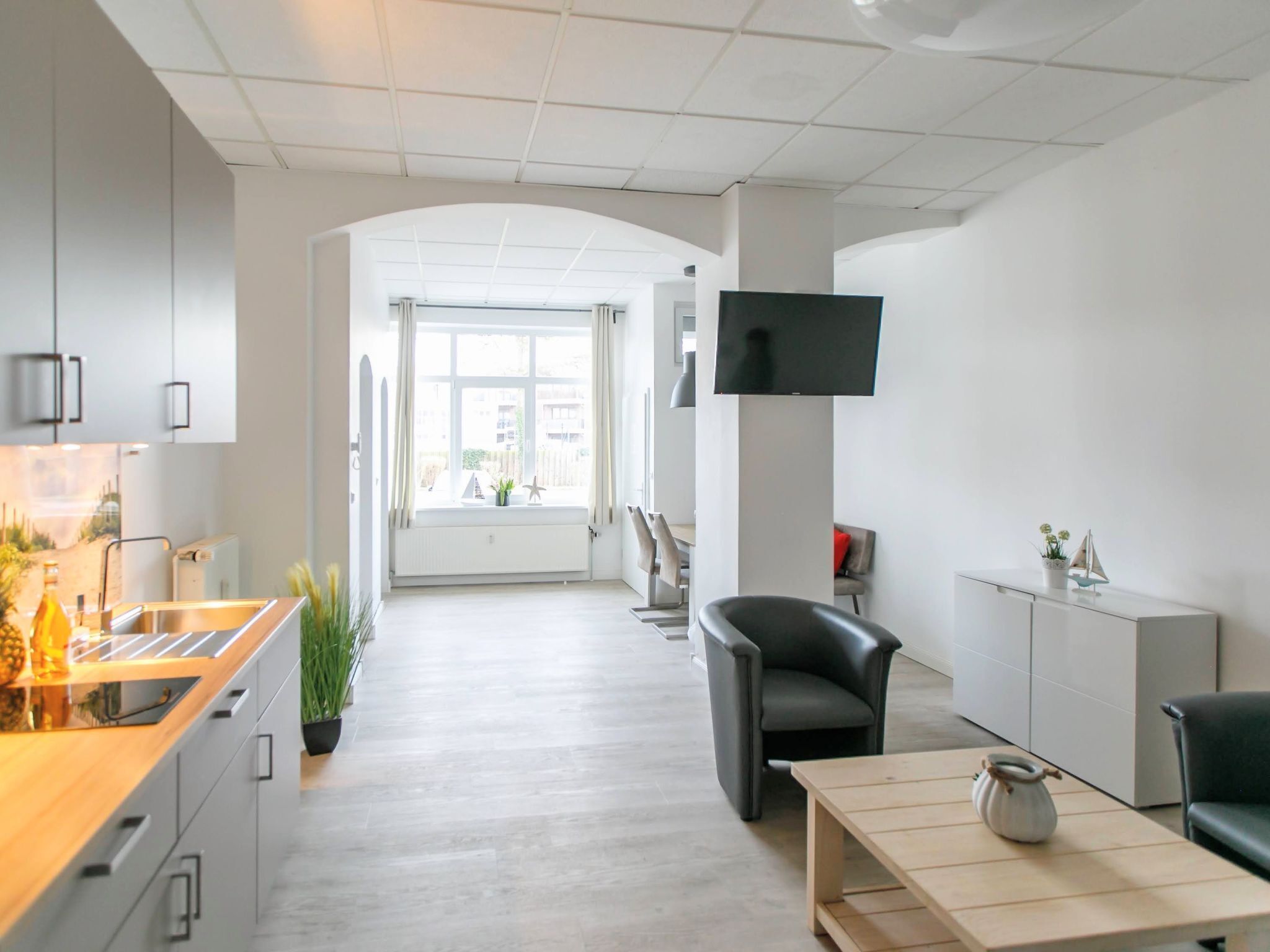 Fridge, microwave, cookware/dishes/utensils