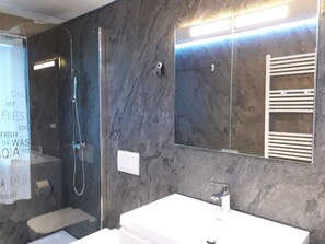 Bathroom - Vacation home Höller by Interhome (Grömitz)