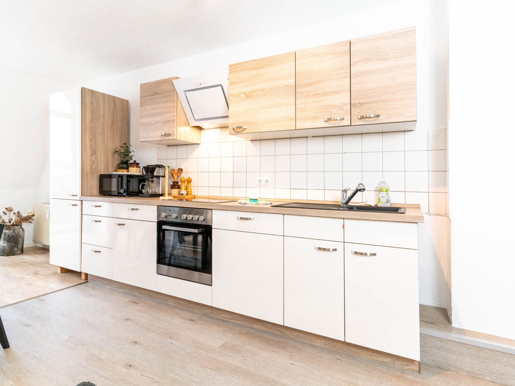 Réfrigérateur, micro-ondes, four, lave-vaisselle