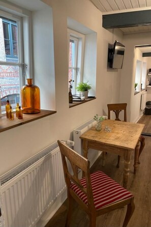 Dining - Matrosenkoj by Interhome (Altstadt)
