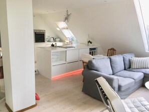 Living area - Helle Dachgeschosswohnung an der Flensburger Förde by Interhome (Steinberg)