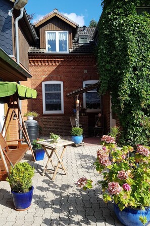 Terrace/patio - Westrich in guter Ausflugslage by Interhome (Satrup)