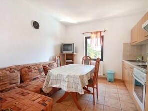Interior - für 4 Personen ca. 45 m² in Medulin, Istrien (Medulin und Umgebung) by Interhome (Medulin)