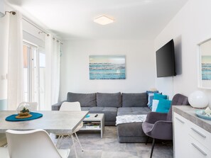 Living area - "Emira Mukalba" mit Terrasse by Interhome (Medulin)