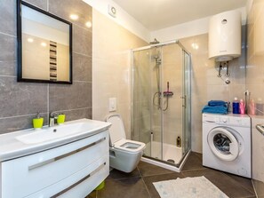 Towels - Wohnung "Grasser" mit Terrasse by Interhome (Medulin)