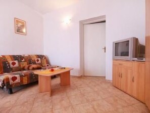 TV - Wohnung "Cukon" mit Balkon by Interhome (Medulin)