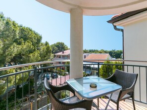 Outdoor dining - Wohnung "Pinia 4" mit Balkon by Interhome (Medulin)