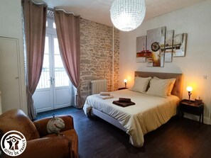 4 chambres, accès au Wi-Fi (inclus)
