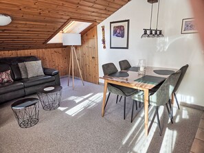Dining - Chessibach 2-Zi-Whg by Interhome (Grindelwald)