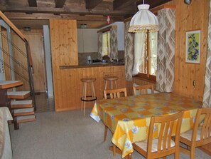 Dining - Chrinnenhorn 4 Bett Wohnung by Interhome (Grindelwald)