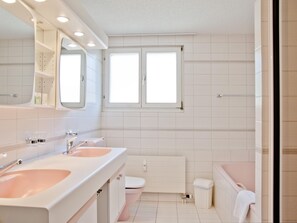Towels - Apartment Neuenhaus by Interhome (Grindelwald)