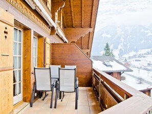 Outdoor dining - Apartment St. Louis 3.5 by Interhome (Grindelwald)