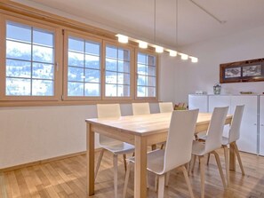 Dining - Apartment Mönch by Interhome (Grindelwald)