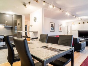Dining - Apartment Jungfrau by Interhome (Grindelwald)