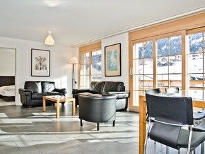 Interior - Apartment Alpha by Interhome (Grindelwald)