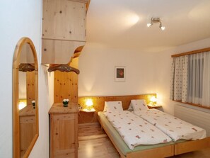 1 bedroom, Internet - Chesa il purtretin by Interhome (Pontresina)