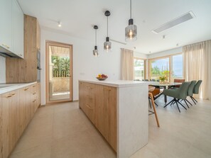 Dining - Neue Villa Adore by Interhome (Makarska)