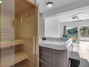 Spa - Luxus-Wohnung Nugal by Interhome (Makarska)