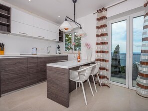 Fridge, dishwasher, cookware/dishes/utensils - Apartment Konstantin by Interhome (Crikvenica)