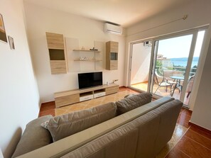 TV - Charmante Ferienwohnung in Crikvenica by Interhome (Crikvenica)