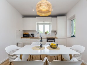 Dining - Seerose by Interhome (Krk/Milohnići)